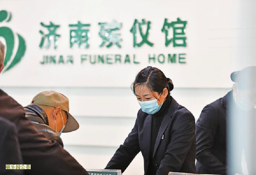 在农村推行“生态葬”的一点建议