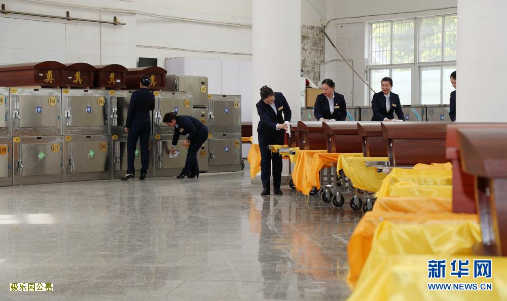殡葬改革是反封建迷信？学者：这种观念才是迷信，是文化不自信